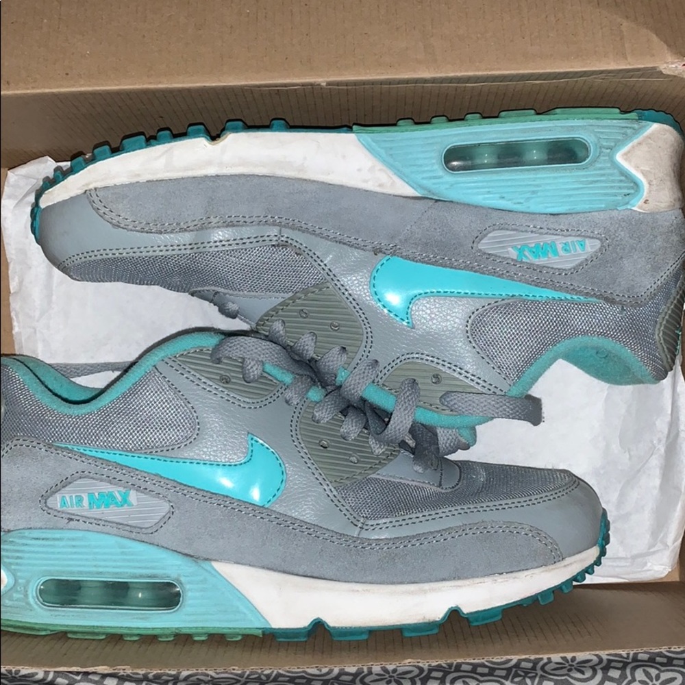Nike Air Max.
